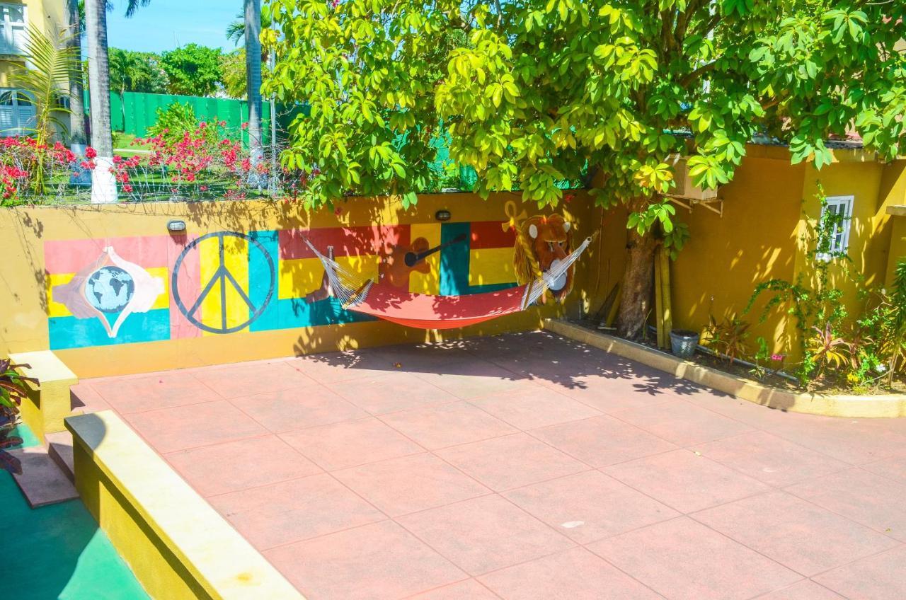 Reggae Hostel Ocho Rios Exterior foto